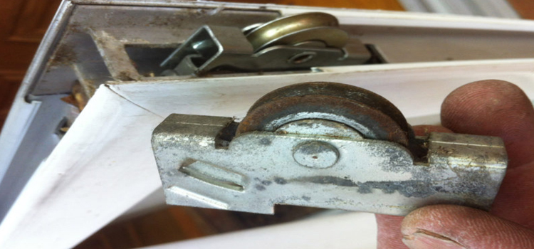 screen door roller repair in Ocala